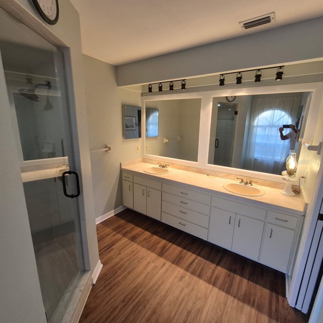 CROWN POINTE PH 01 - Residential