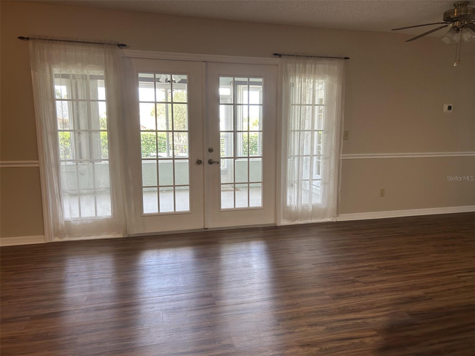 CROWN POINTE PH 01 - Residential