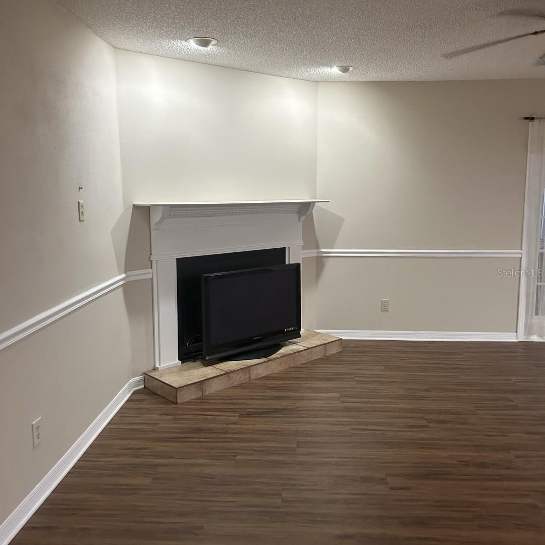 CROWN POINTE PH 01 - Residential