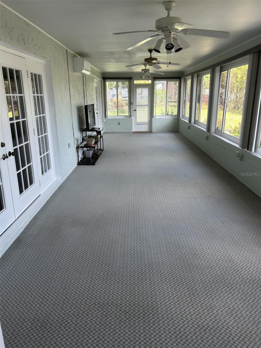 CROWN POINTE PH 01 - Residential