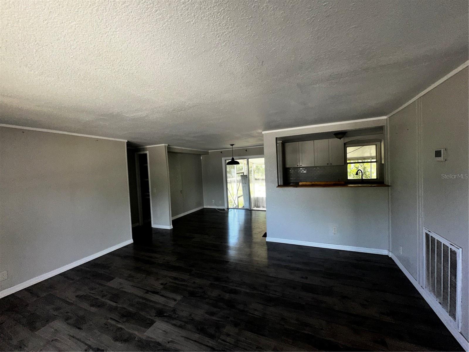 5812 RED FOX DRIVE
