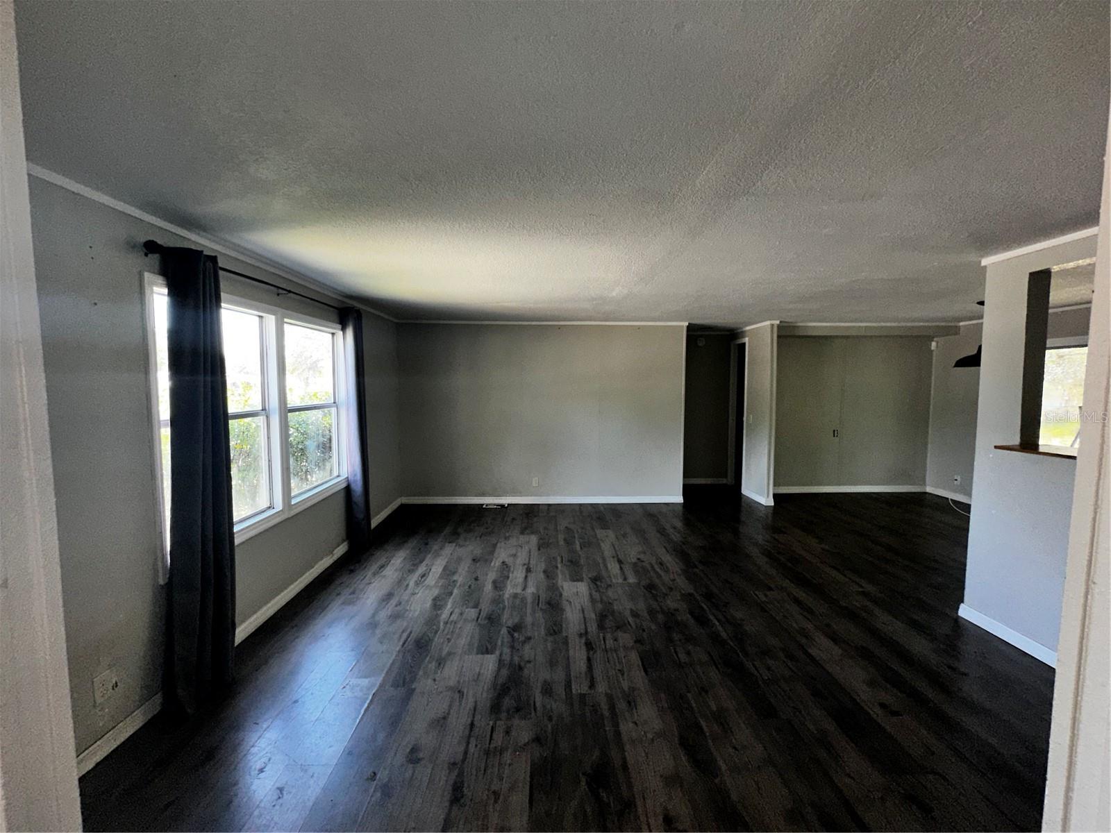 5812 RED FOX DRIVE