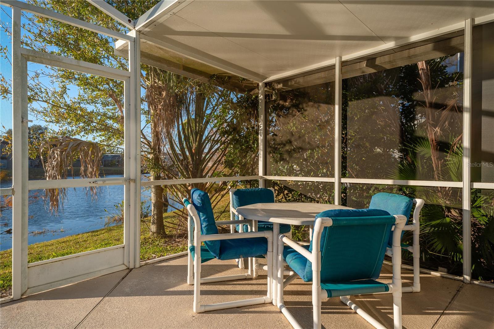 OAK ISLAND HARBOR AT FORMOSA GARDENS - Residential