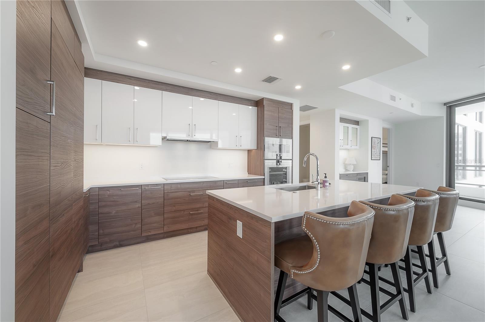 2103 BAYSHORE BOULEVARD 802