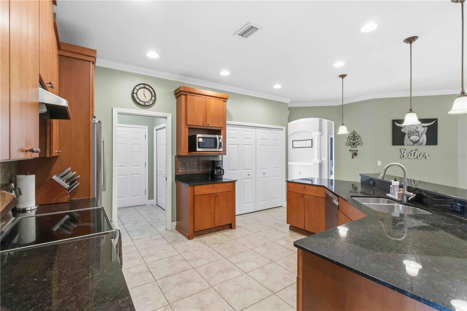 TWIN RIVERS PH III - Residential