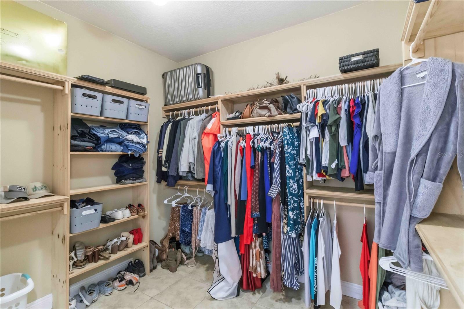 TWIN RIVERS PH III - Residential