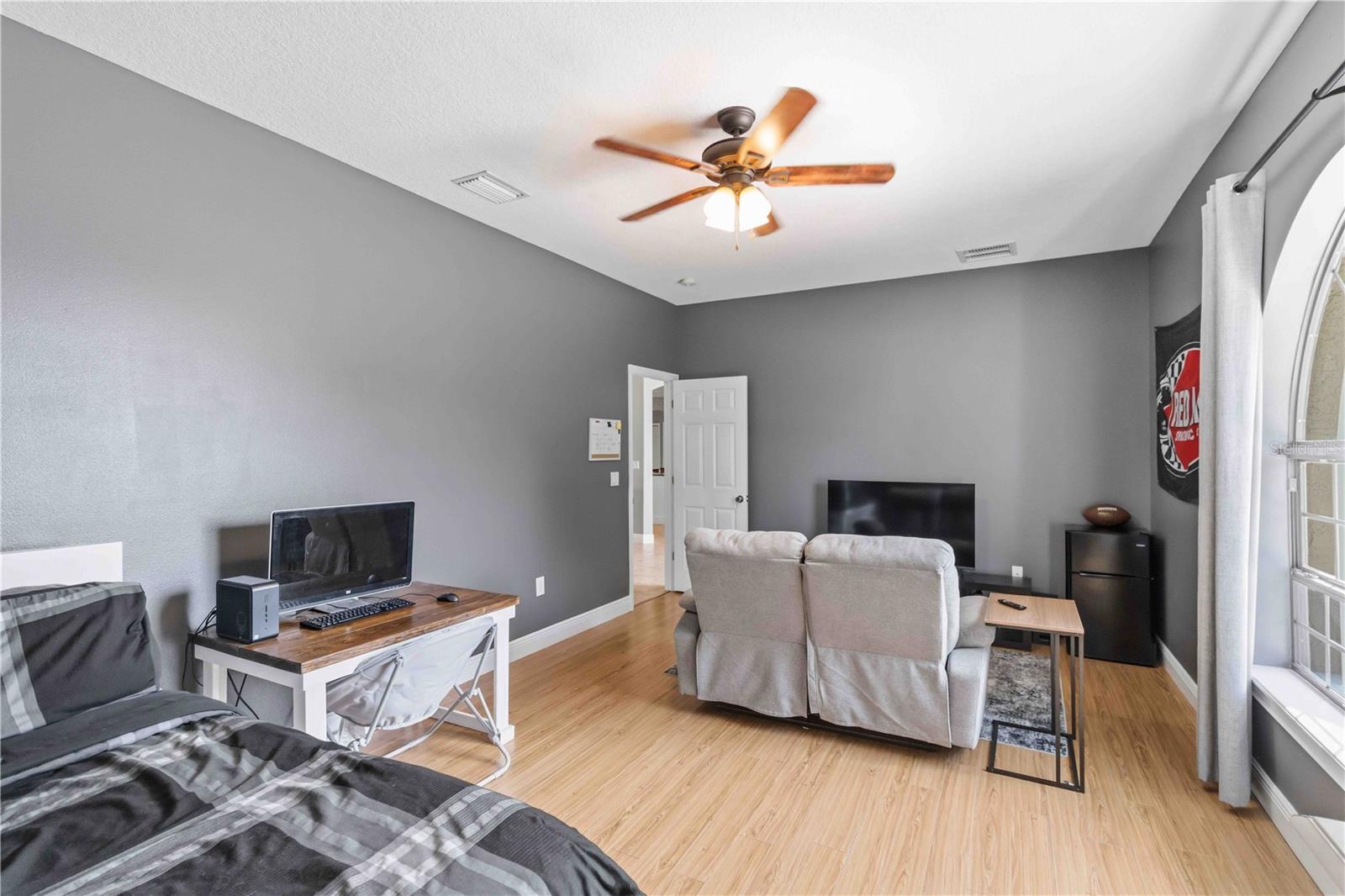 TWIN RIVERS PH III - Residential