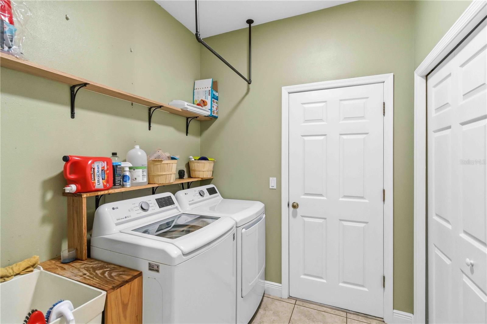 TWIN RIVERS PH III - Residential