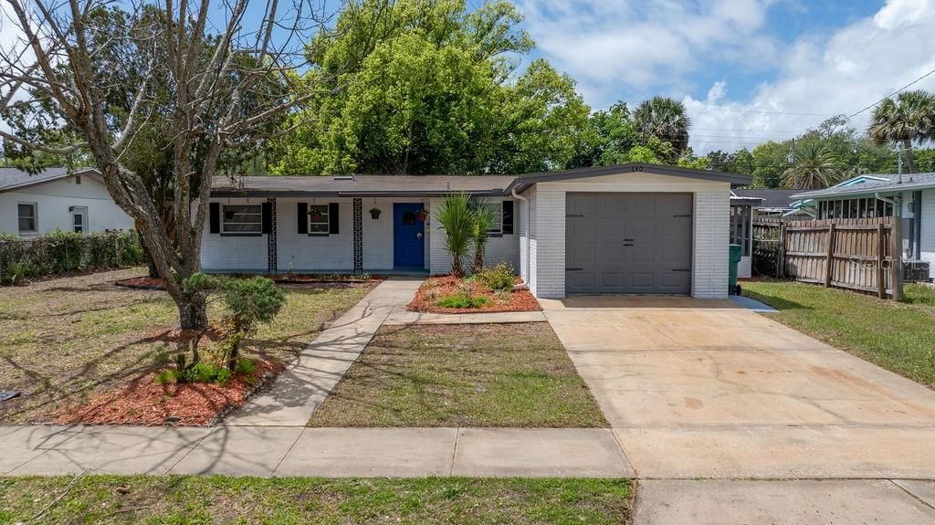 Photo of 640 Westward Circle, Daytona Beach, FL 32117 (MLS # O6396240)