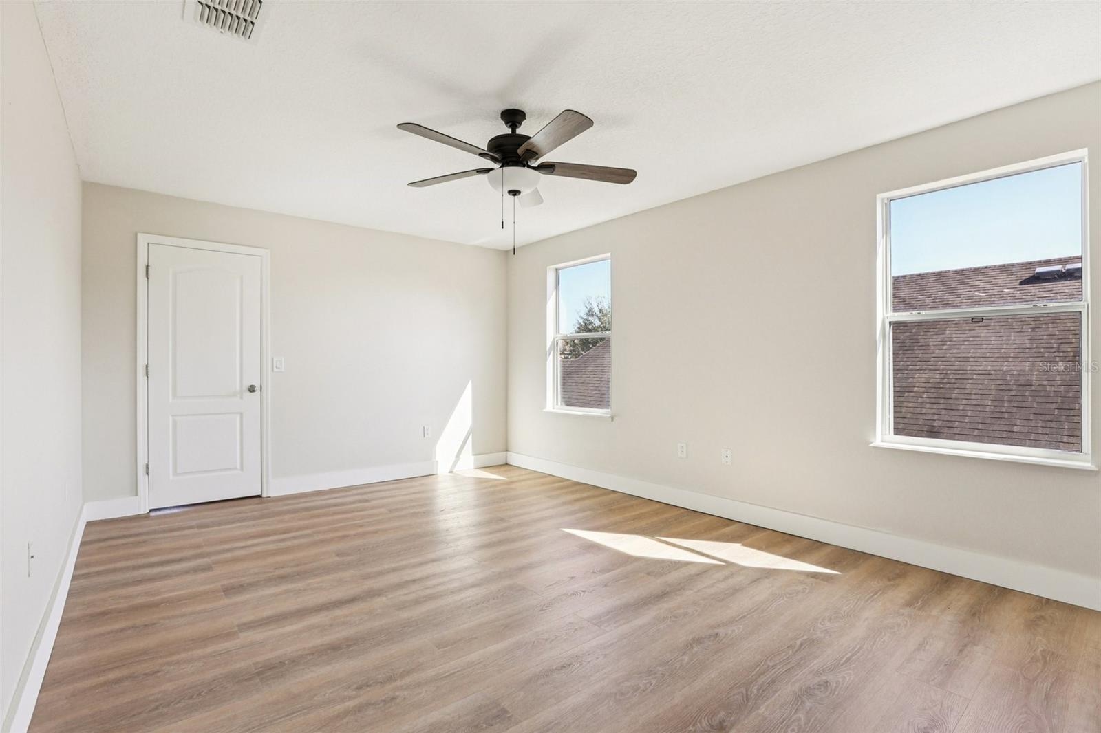 VENETIAN AT BAY PARK - Residential