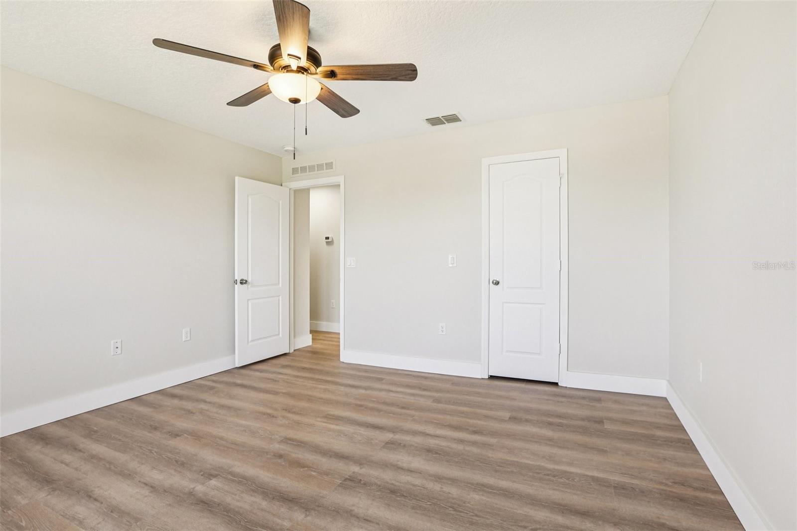 VENETIAN AT BAY PARK - Residential