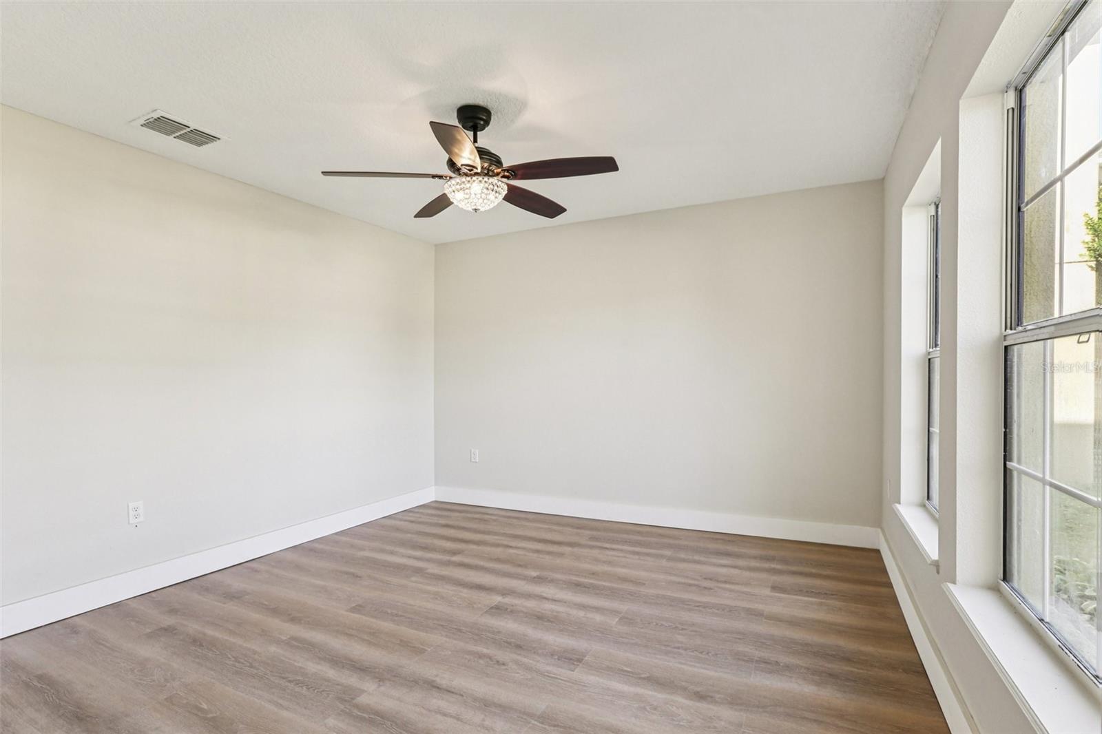 VENETIAN AT BAY PARK - Residential