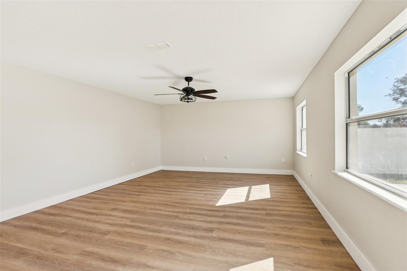 VENETIAN AT BAY PARK - Residential