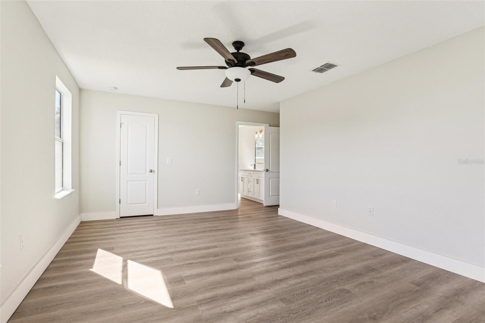 VENETIAN AT BAY PARK - Residential