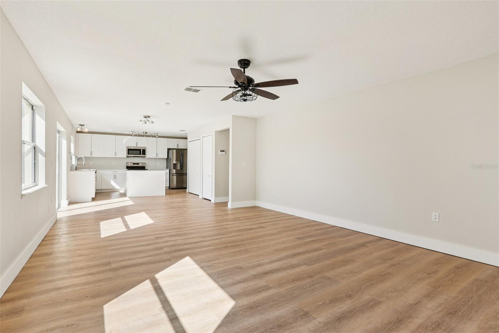 VENETIAN AT BAY PARK - Residential