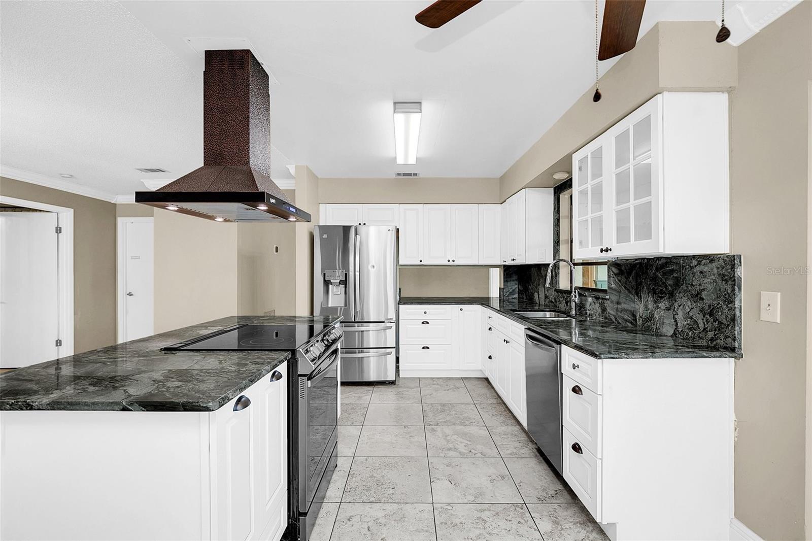 AUTUMN GREEN VILLAGE - Residential