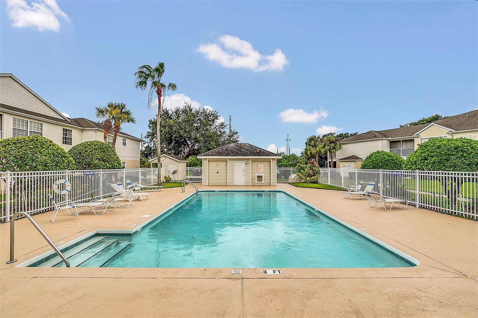 AUTUMN GREEN VILLAGE - Residential