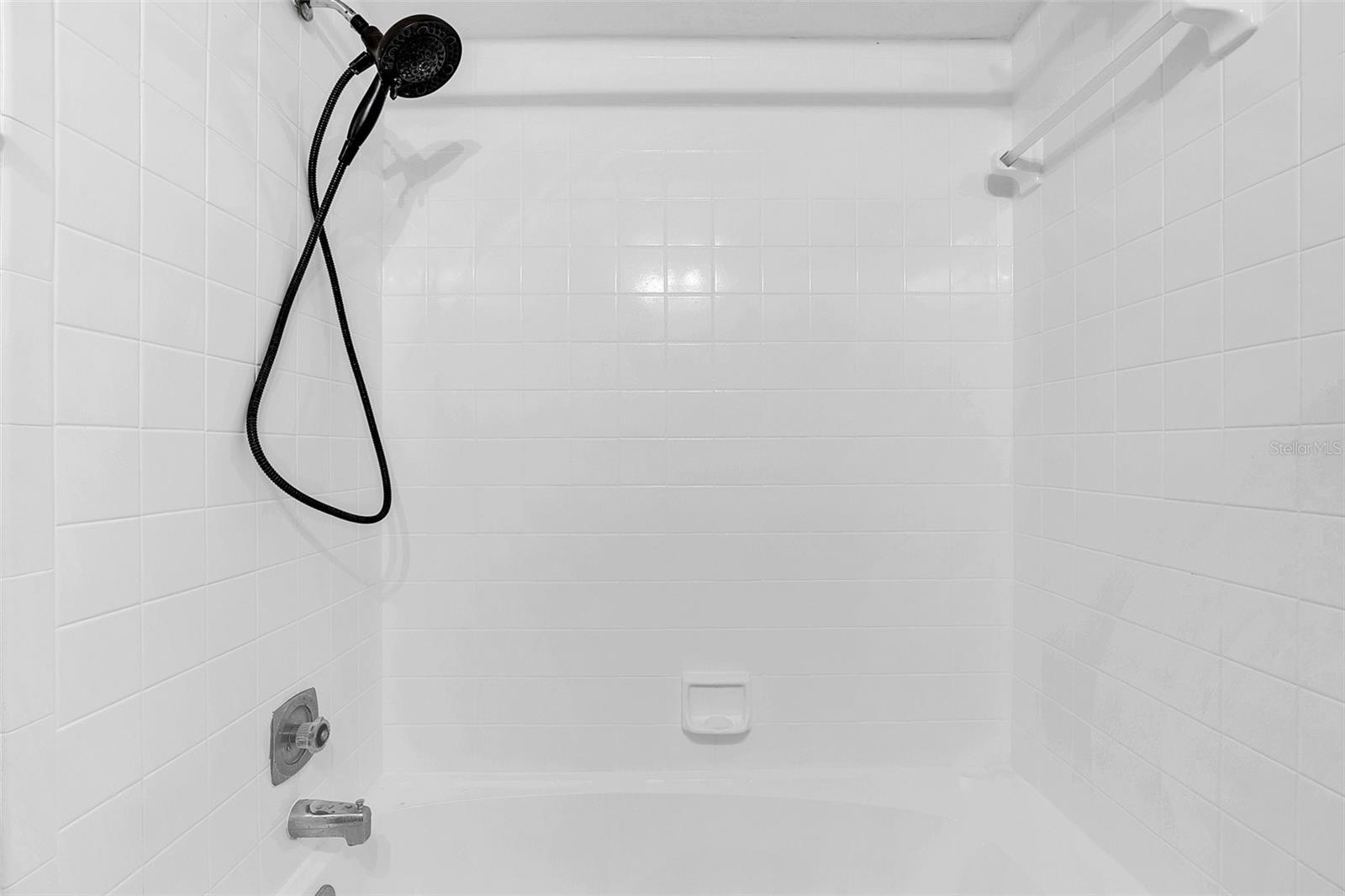 AUTUMN GREEN VILLAGE - Residential