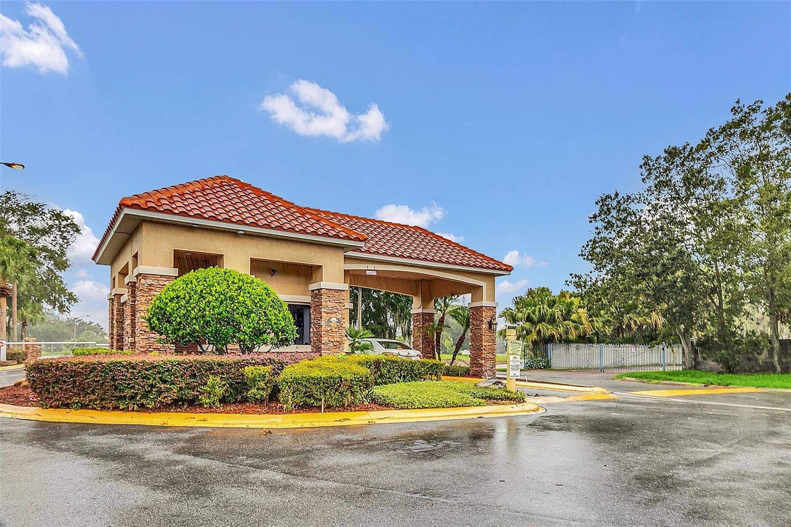 AUTUMN GREEN VILLAGE - Residential