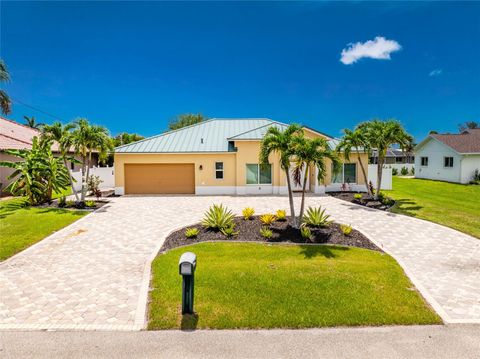 Photo of 3310 SW 26th Avenue, Cape Coral, FL 33914 (MLS # C7527196)