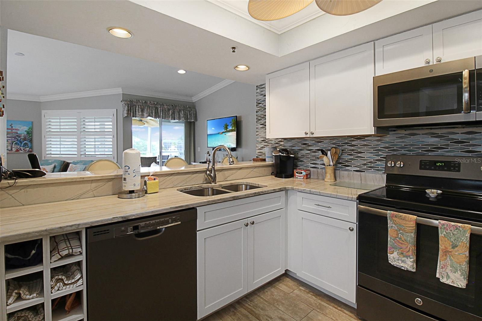 GULF & BAY CLUB BAYSIDE - Residential Lease