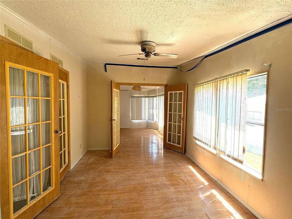 Photo of 25034 Betton Hill, Leesburg, FL 34748 (MLS # G5111195)