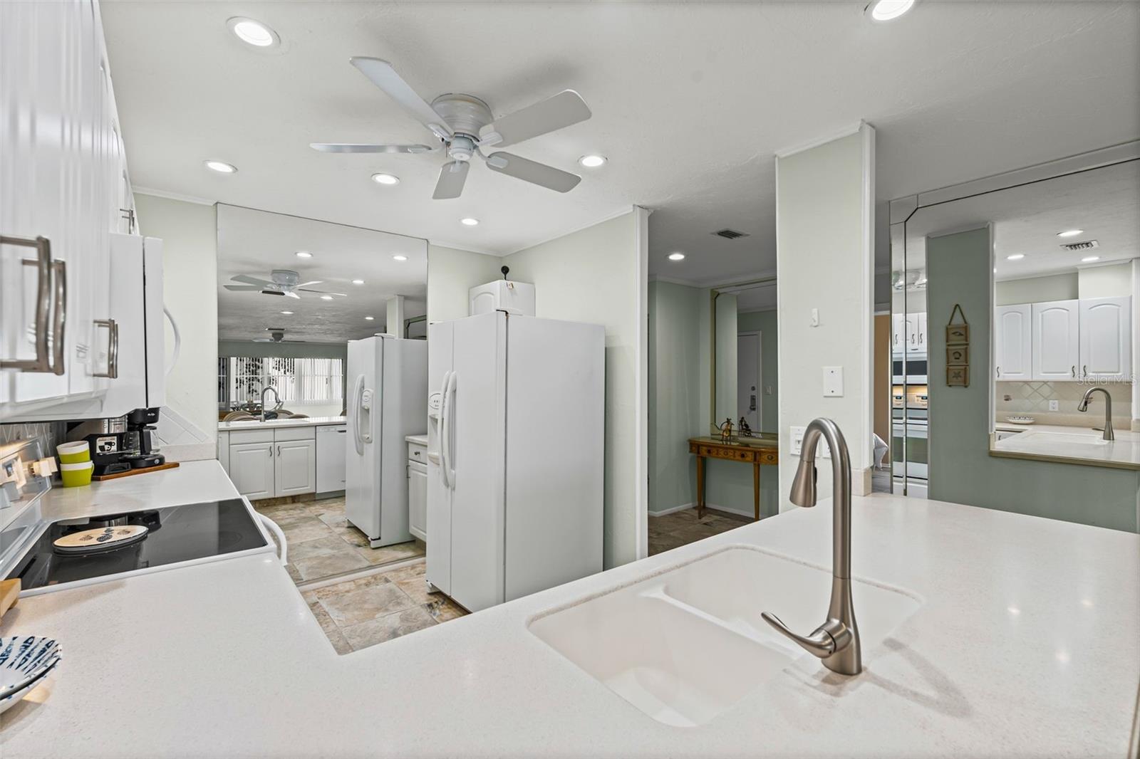 1255 E PEPPERTREE DRIVE 201