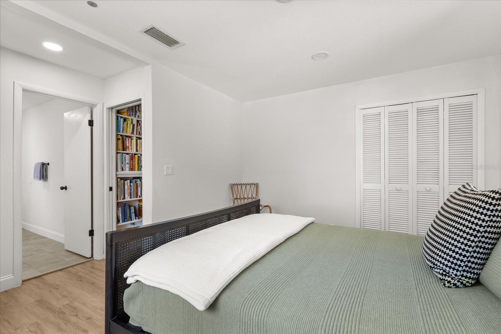 WHISPER WOOD AT SABAL POINT - Residential