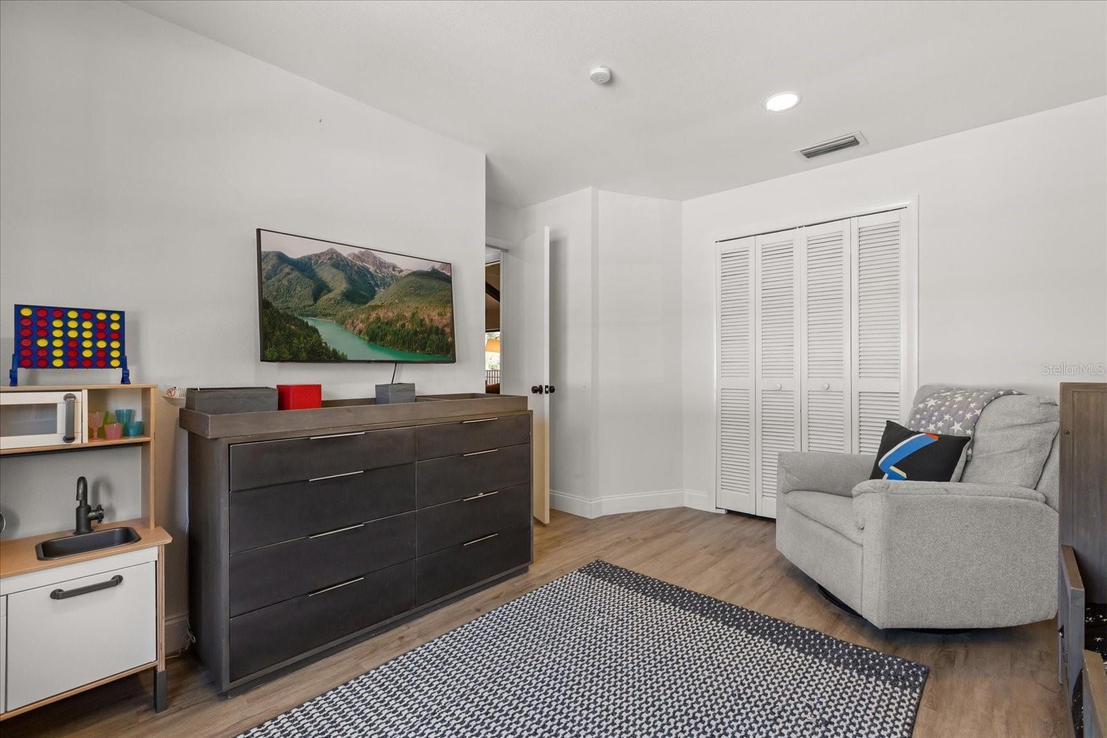 WHISPER WOOD AT SABAL POINT - Residential