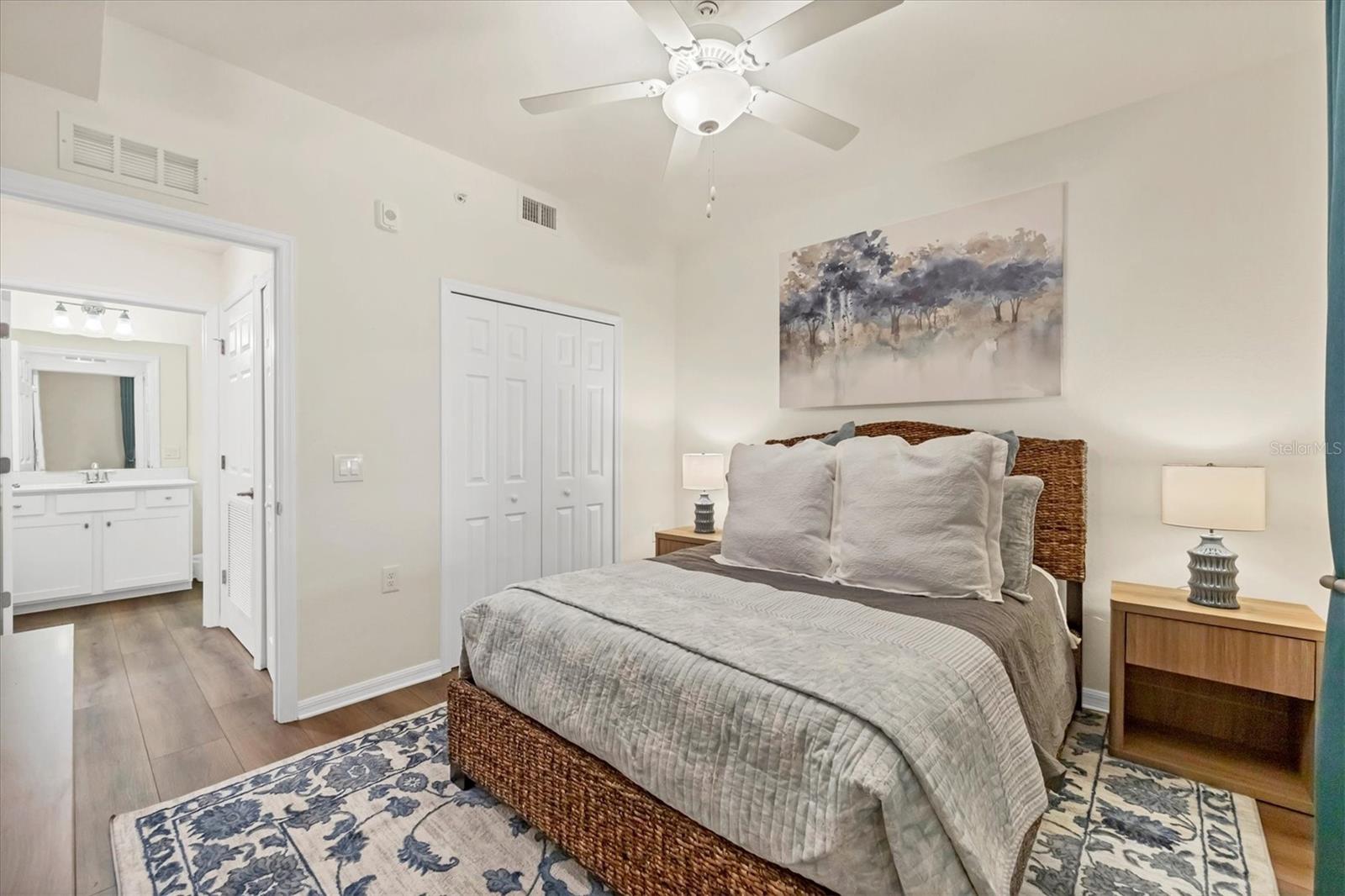 TERRACE IV AT LAKEWOOD NATIONAL PH II - Residential Lease