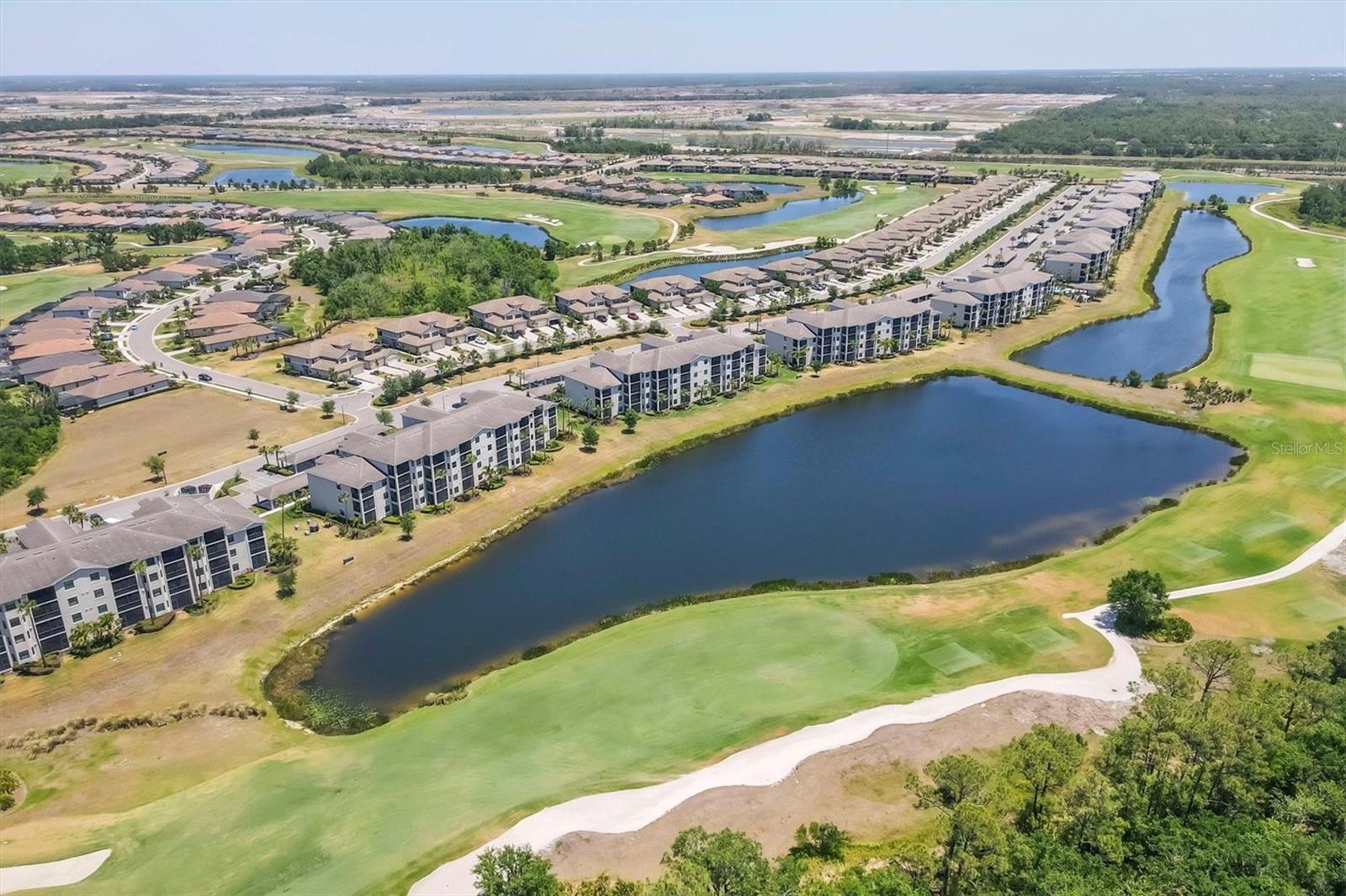 TERRACE IV AT LAKEWOOD NATIONAL PH II - Residential Lease