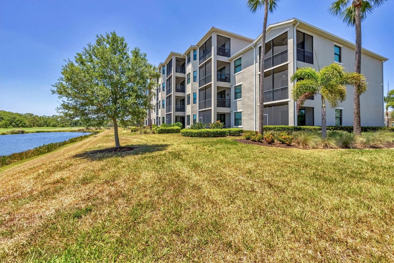 TERRACE IV AT LAKEWOOD NATIONAL PH II - Residential Lease