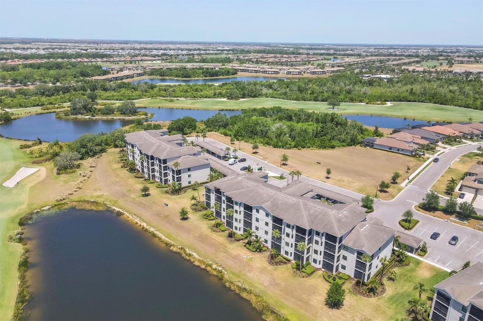 TERRACE IV AT LAKEWOOD NATIONAL PH II - Residential Lease