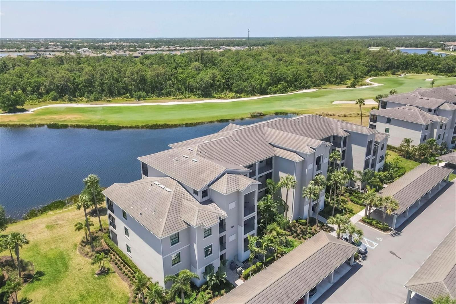 TERRACE IV AT LAKEWOOD NATIONAL PH II - Residential Lease