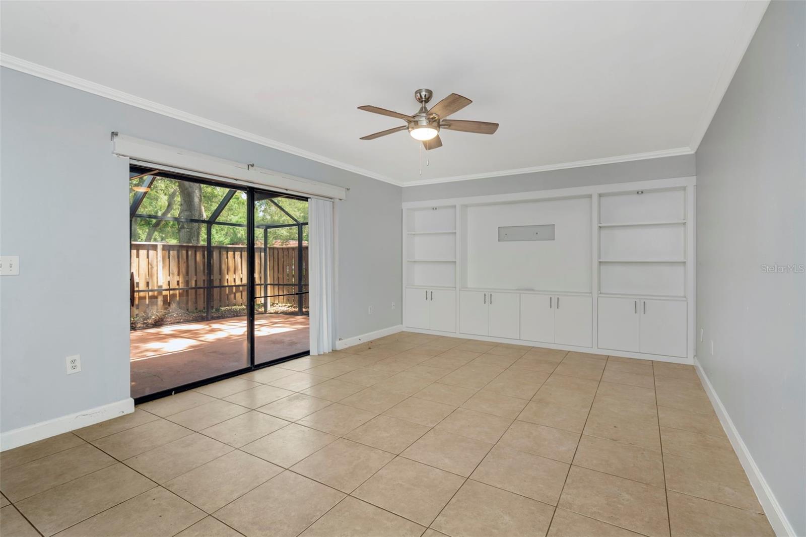 2726 11TH COURT