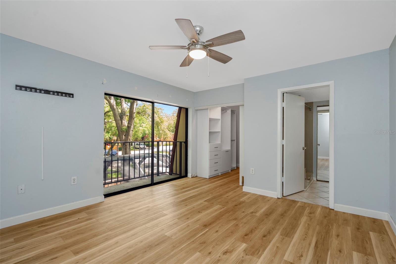 2726 11TH COURT