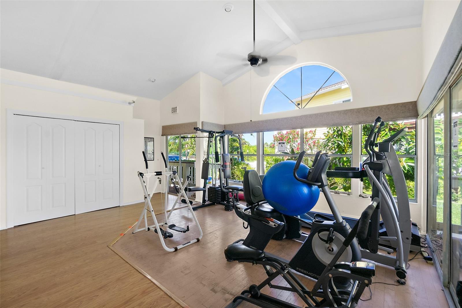 OCEAN MARINA CONDO PH 2 - Residential