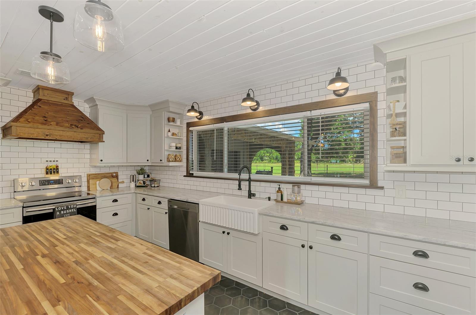 MINOR SEC 10 39 23 A/K - Residential