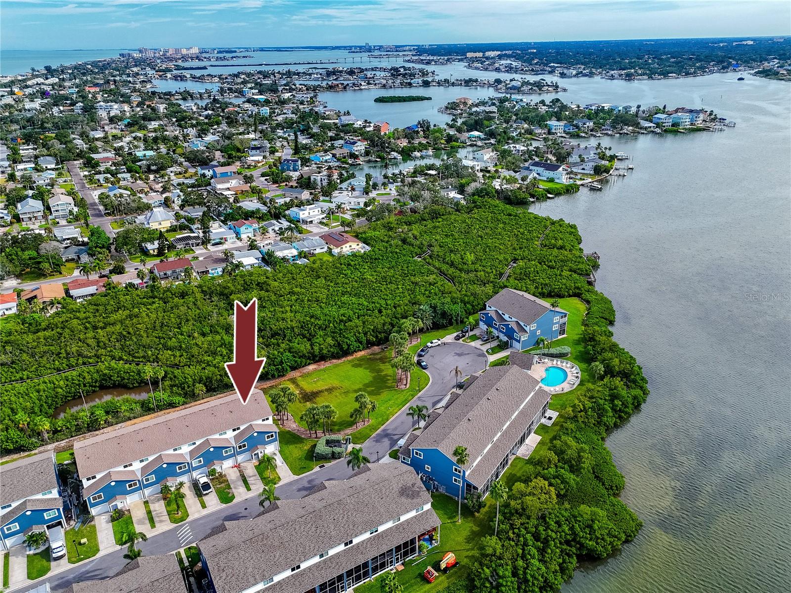 HIDDEN HARBOUR - Residential