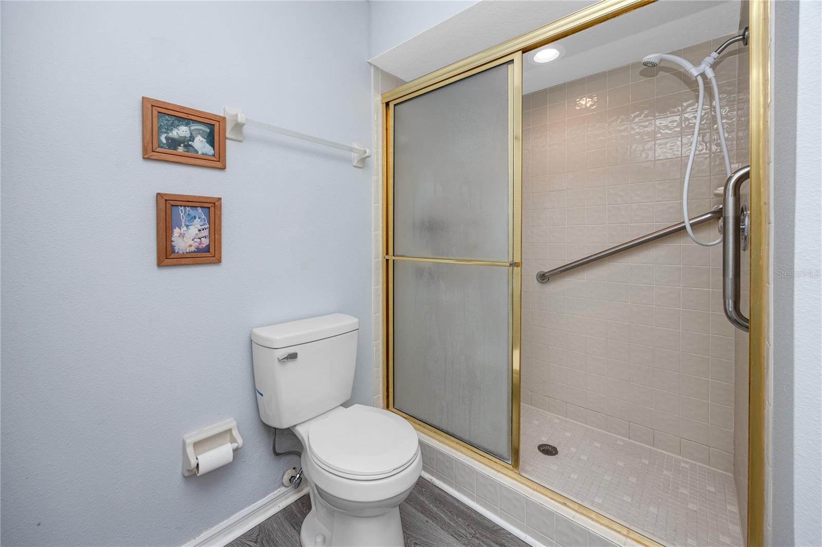 HIDDEN HARBOUR - Residential