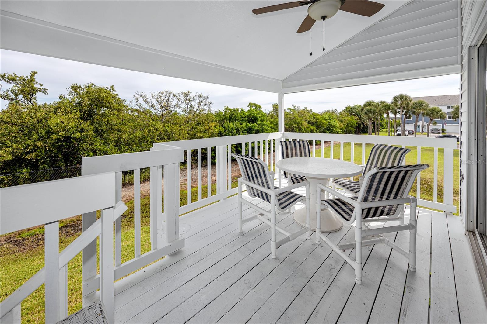 HIDDEN HARBOUR - Residential