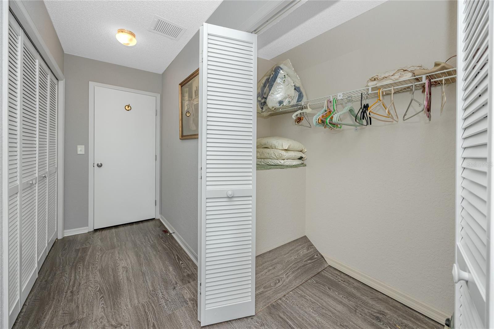 HIDDEN HARBOUR - Residential