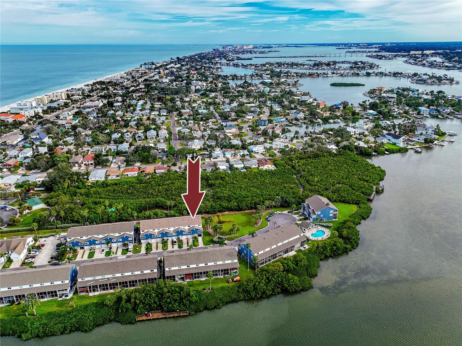 HIDDEN HARBOUR - Residential