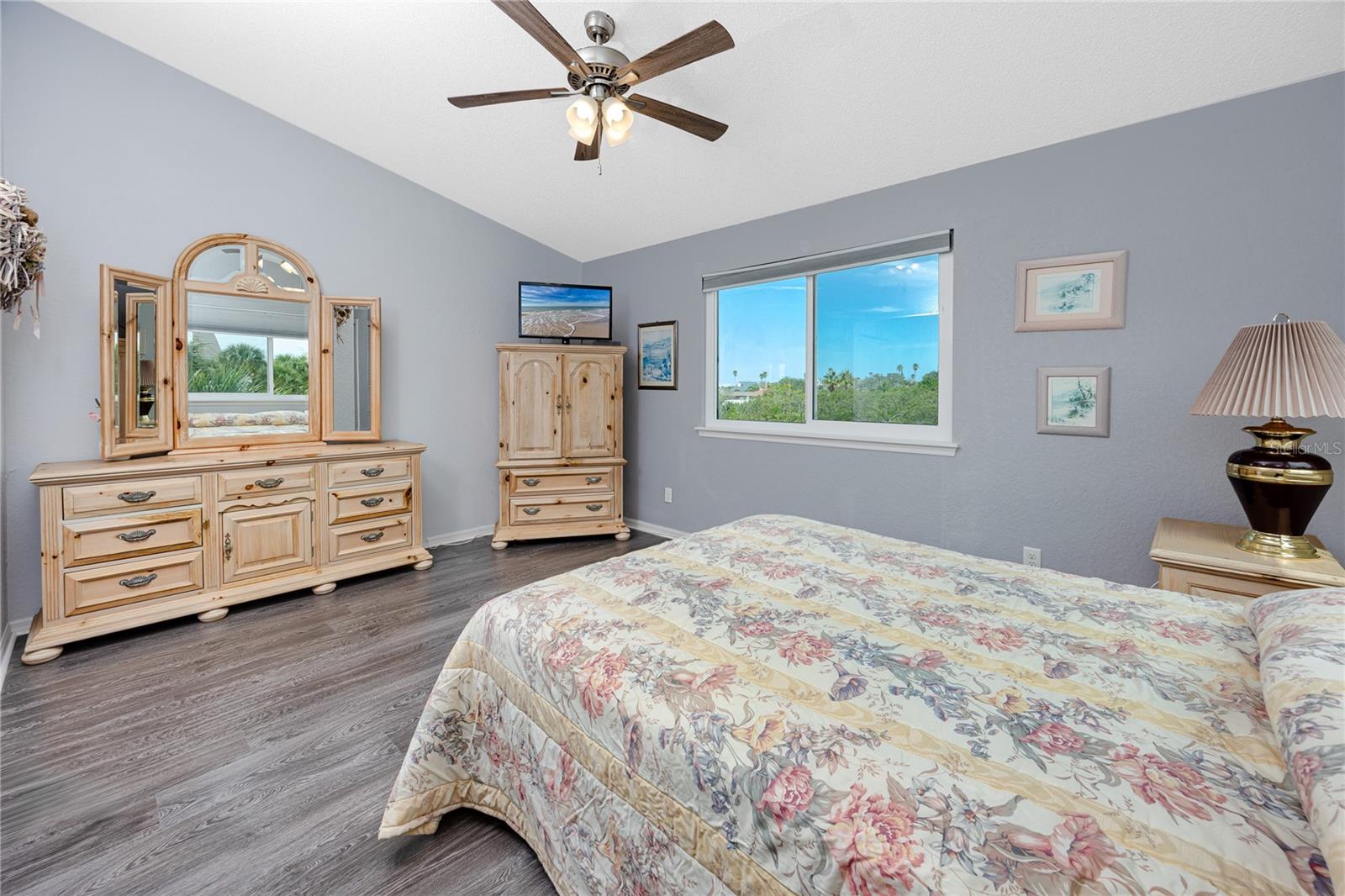 HIDDEN HARBOUR - Residential