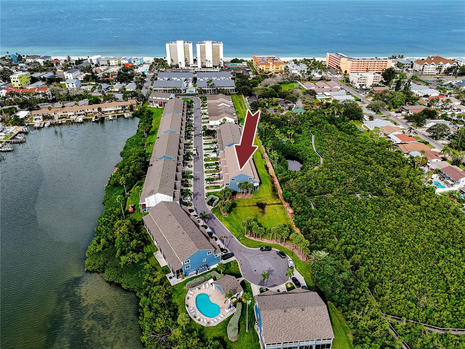 HIDDEN HARBOUR - Residential