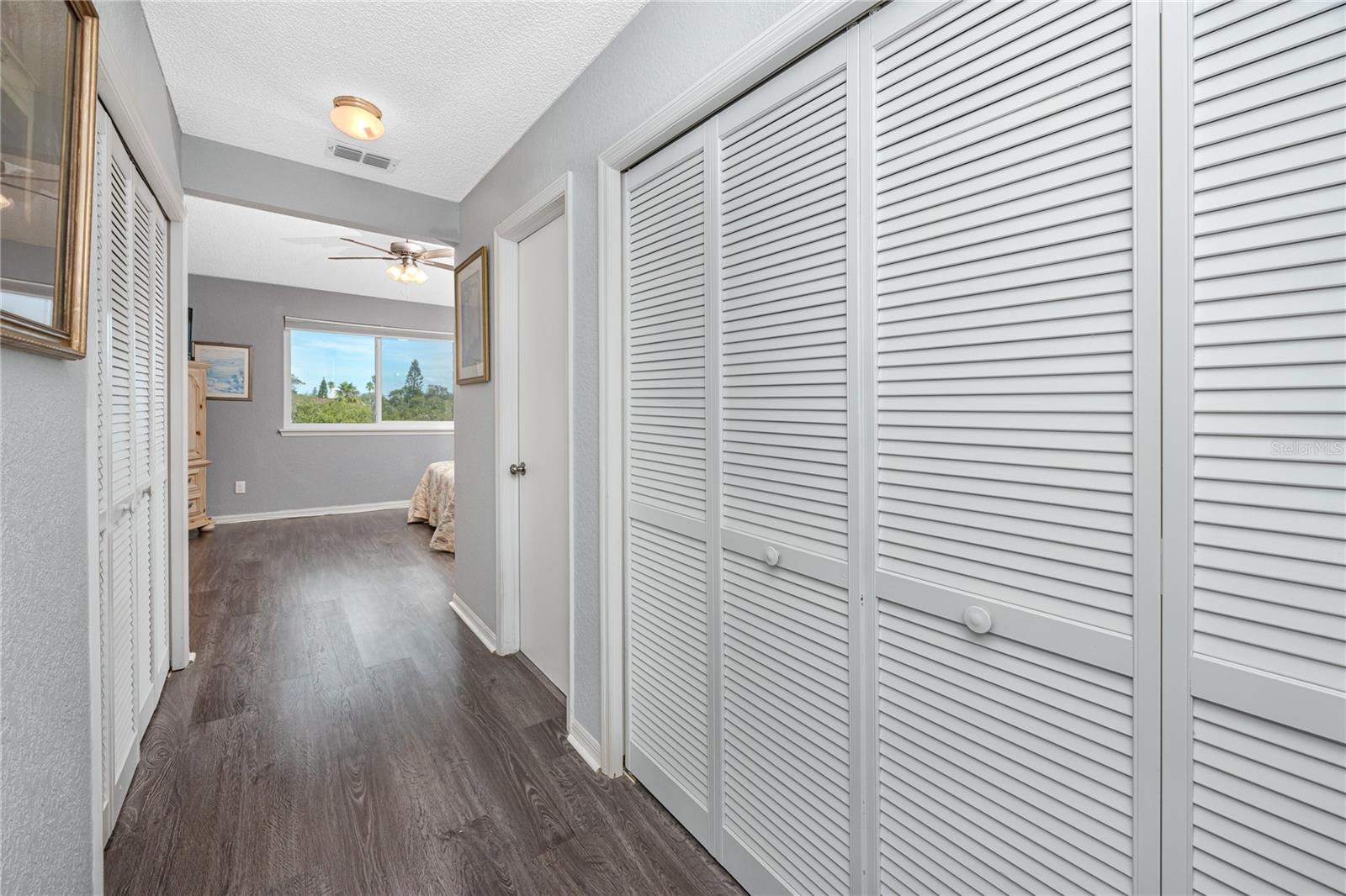 HIDDEN HARBOUR - Residential