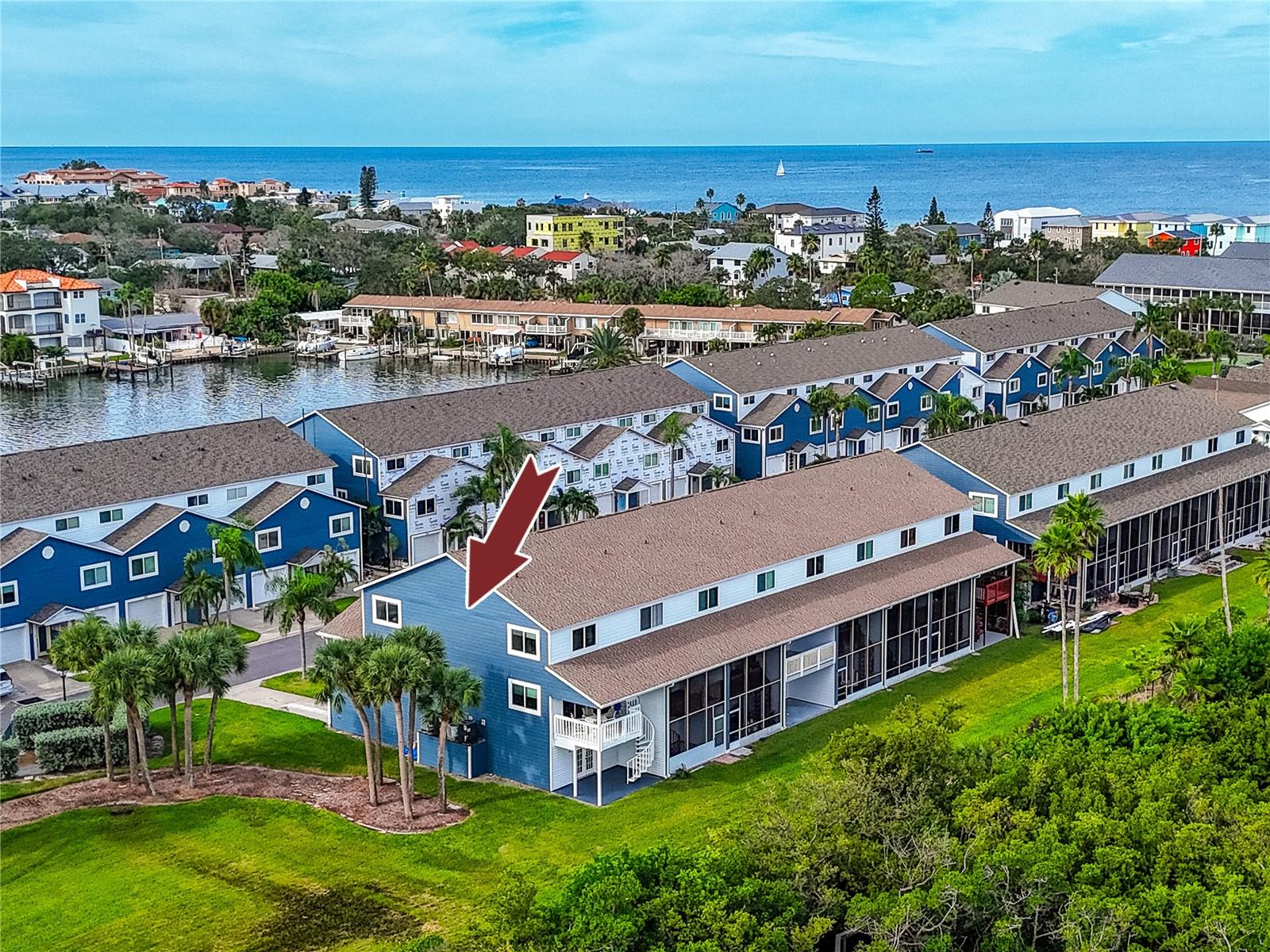 HIDDEN HARBOUR - Residential