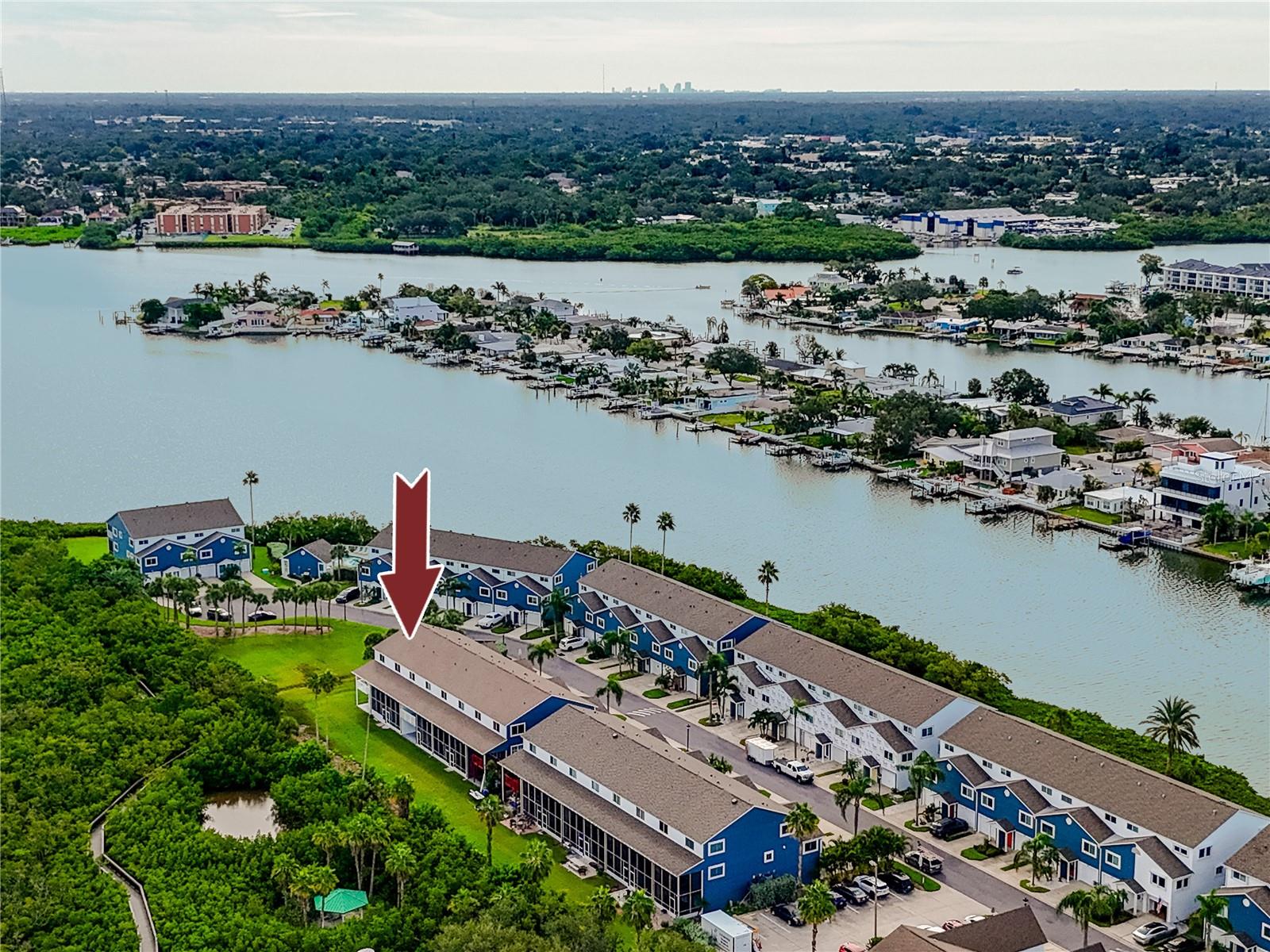 HIDDEN HARBOUR - Residential