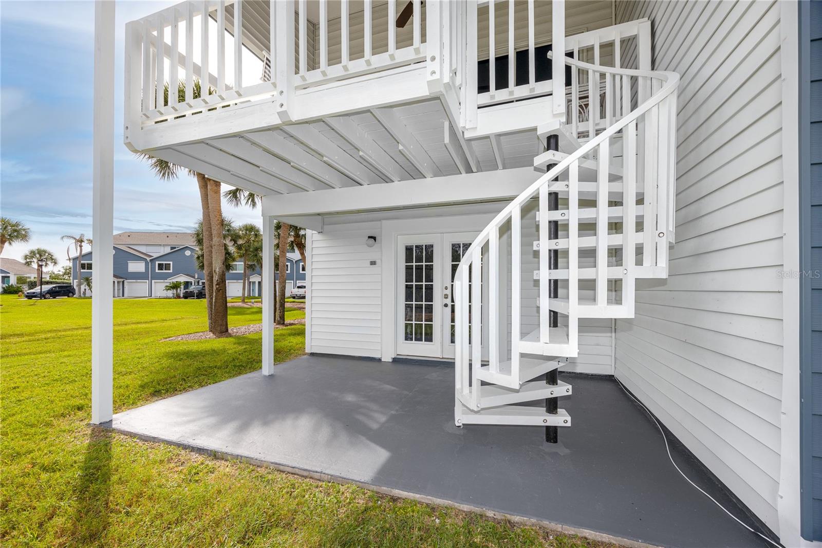 HIDDEN HARBOUR - Residential