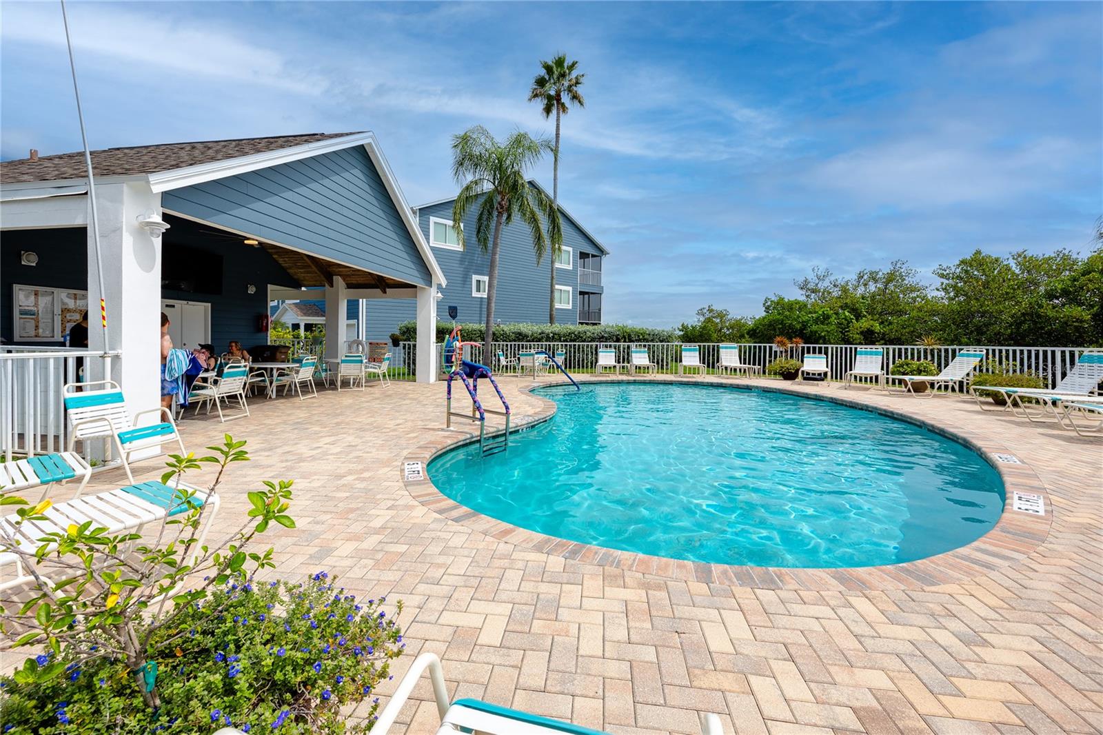 HIDDEN HARBOUR - Residential